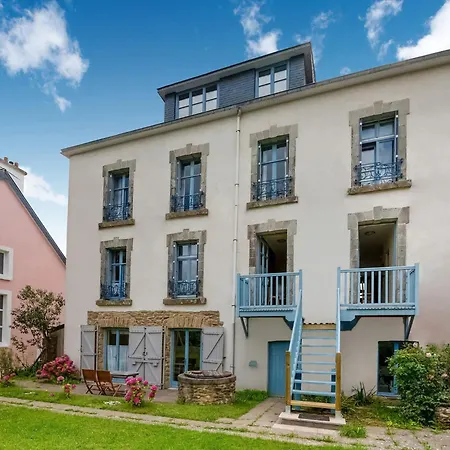 Spacious With Private Pool And Garden, Cleaning Included * Le Pouldu