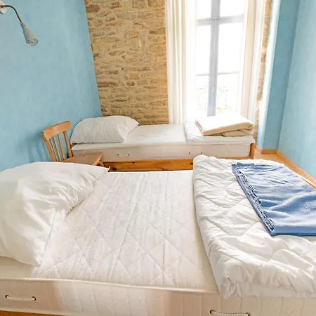 Spacious With Private Pool And Garden, Cleaning Included Apartment