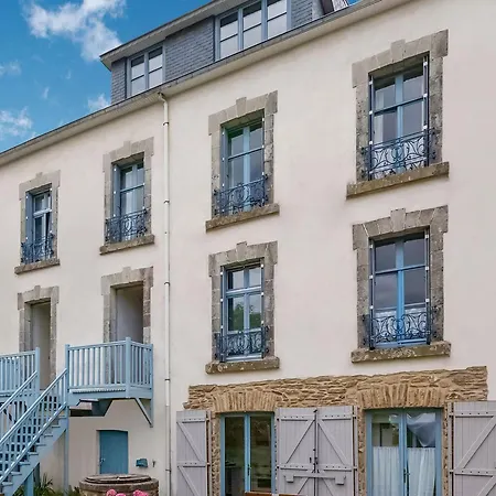 Spacious With Private Pool And Garden, Cleaning Included