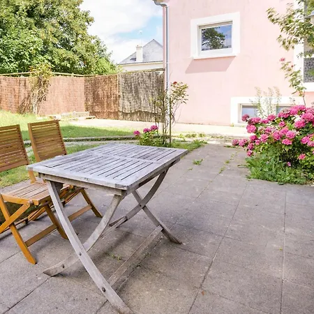 Apartment Spacious With Private Pool And Garden, Cleaning Included