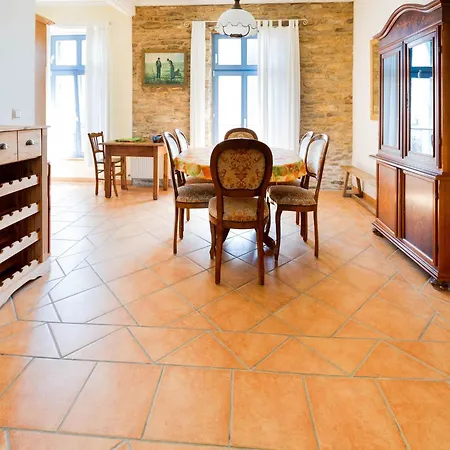 Spacious With Private Pool And Garden, Cleaning Included *